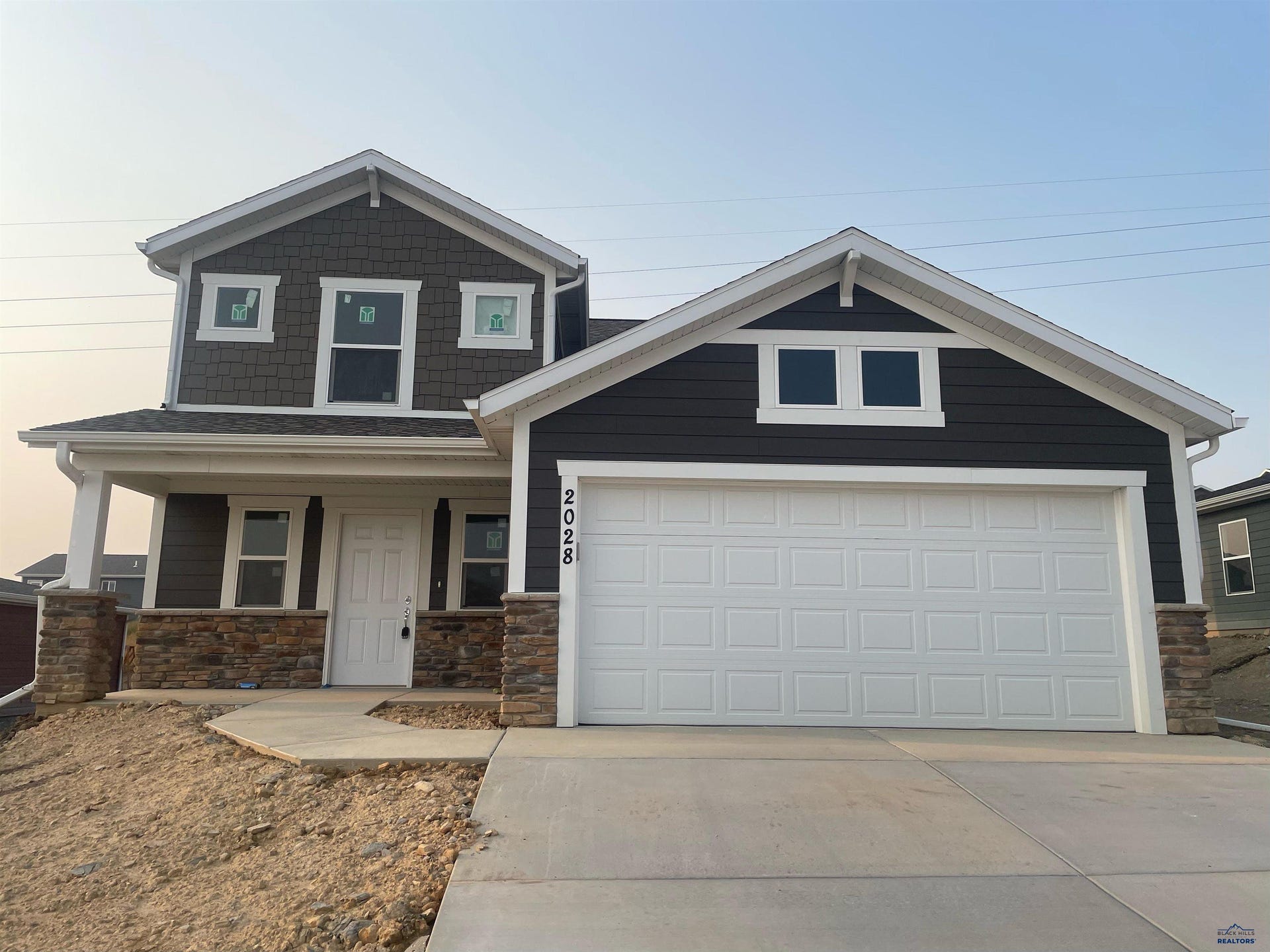 For Sale 2028 Noah St, Rapid City, SD 57703 3 Beds / 2 Full Baths