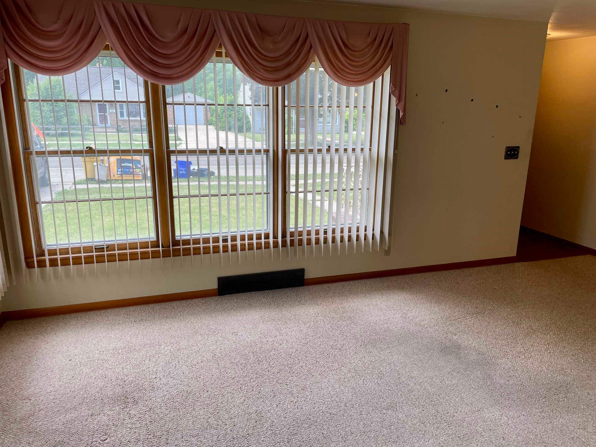 2230 Ohio Parkway, Rockford, IL 61108 MLS 202302840